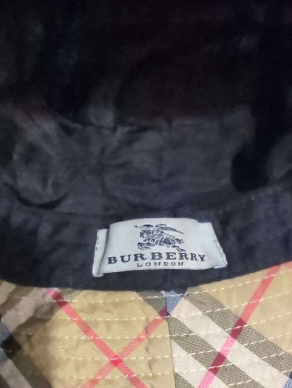 Authentic Burberry Nova Check Plaid Bucket Hat Unisex - Picture 3 of 4
